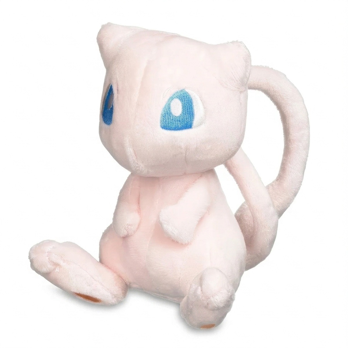 Mew Peluche vista de tres cuartos