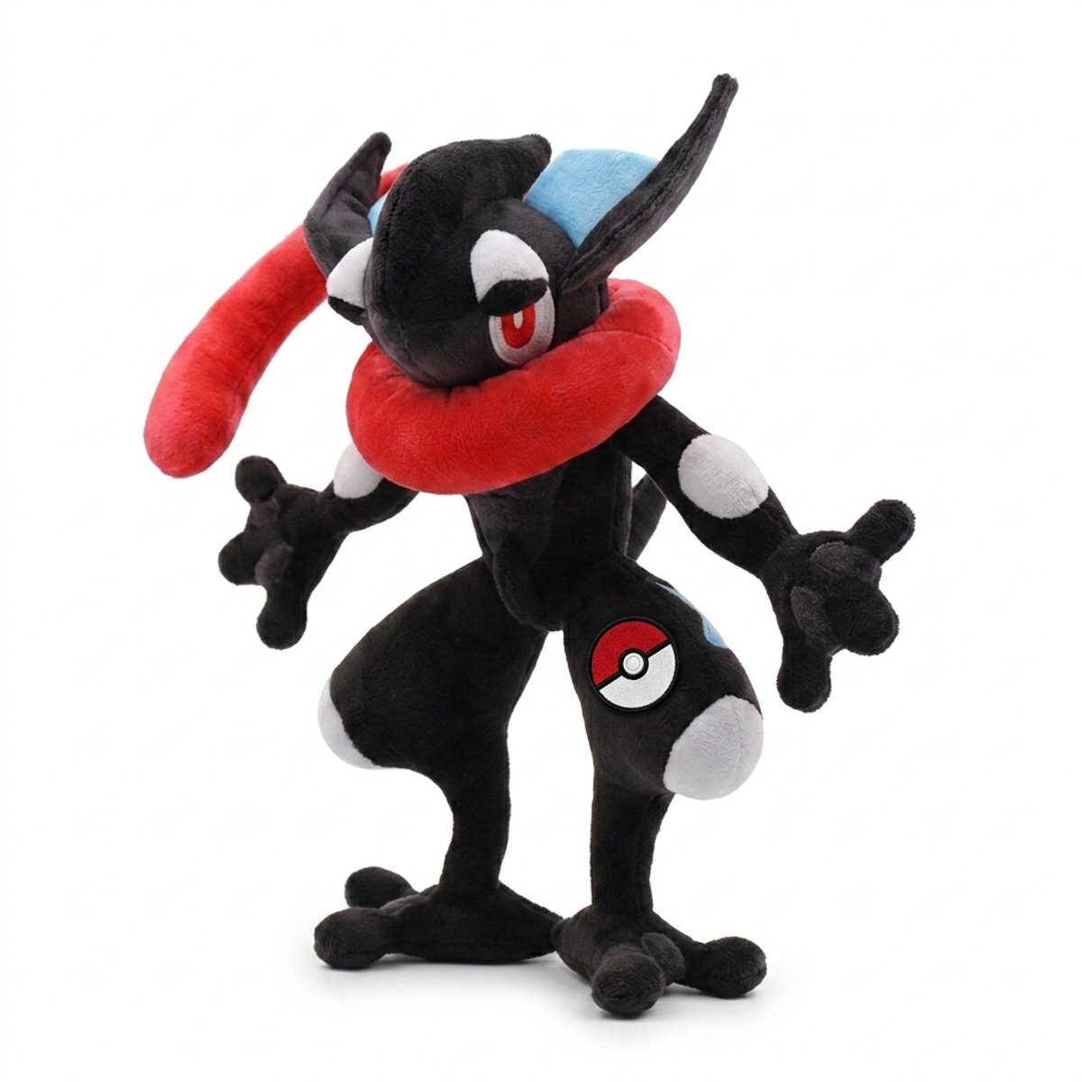 Greninja Peluche con insignia que prueba la autenticidad del producto.