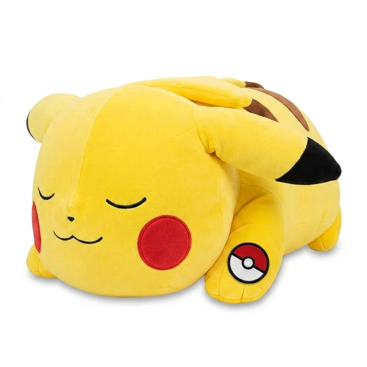 Pikachu Peluche con insignia que prueba la autenticidad del producto.