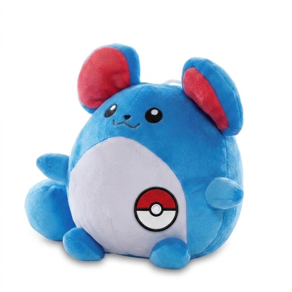 Marill Peluche con insignia que prueba la autenticidad del producto.
