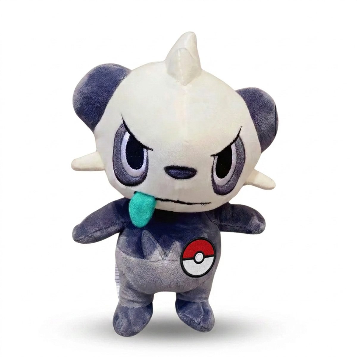 Pancham Peluche con insignia que prueba la autenticidad del producto.