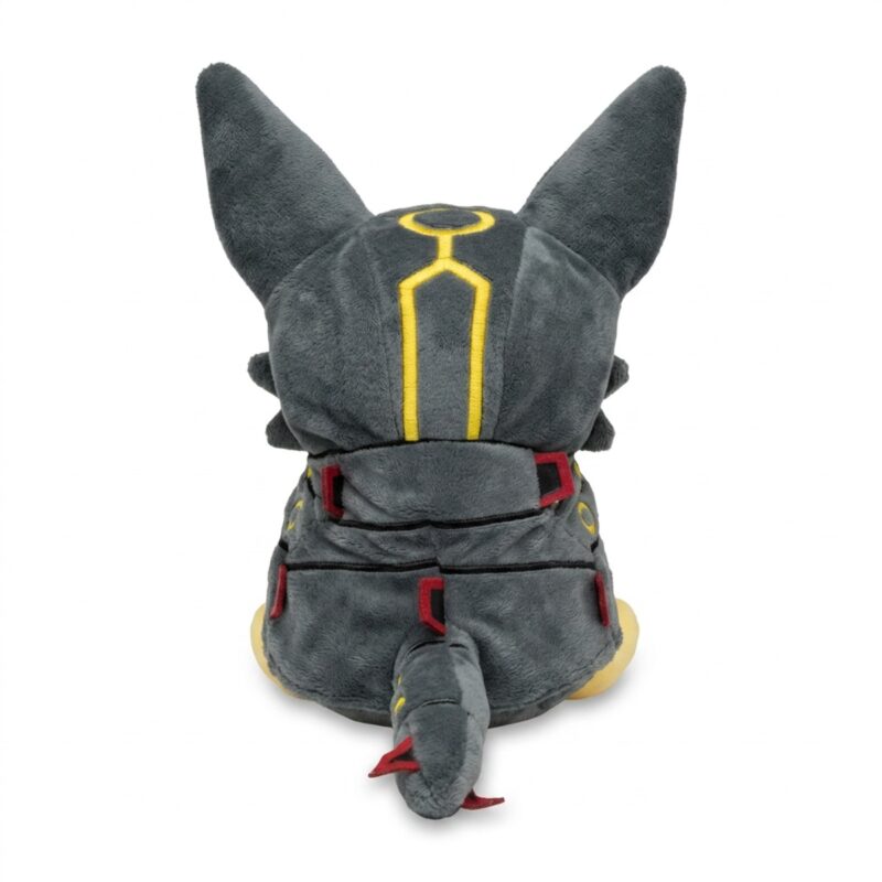 Peluche Pikachu Rayquaza vista de tres cuartos Rayquaza Shiny