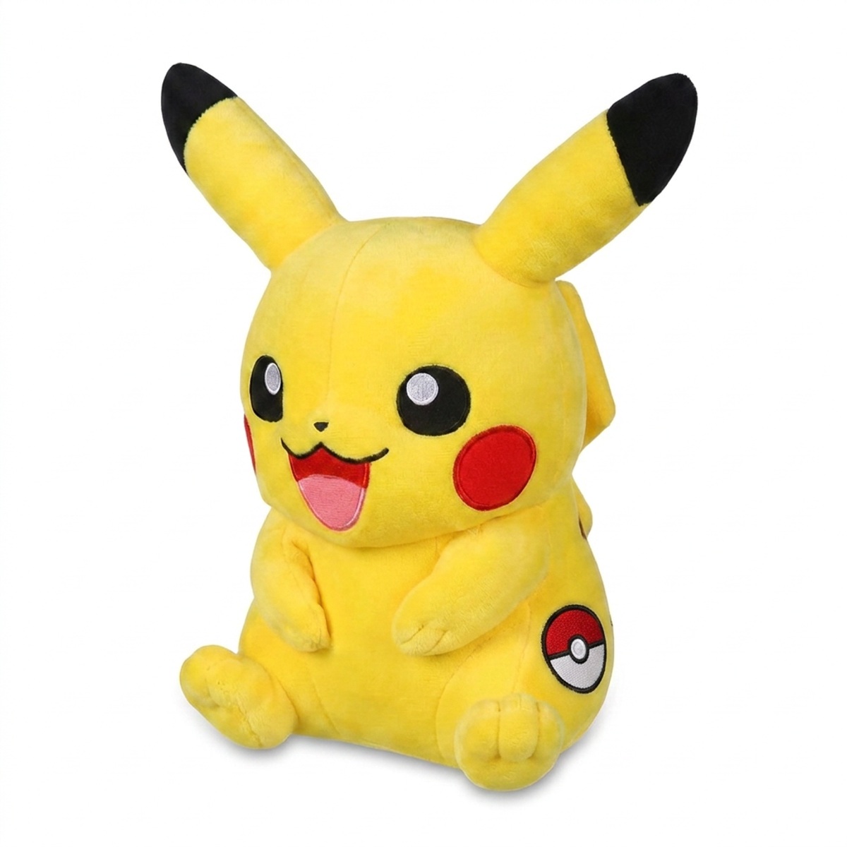 Pikachu Pequeña Peluche con insignia que prueba la autenticidad del producto.